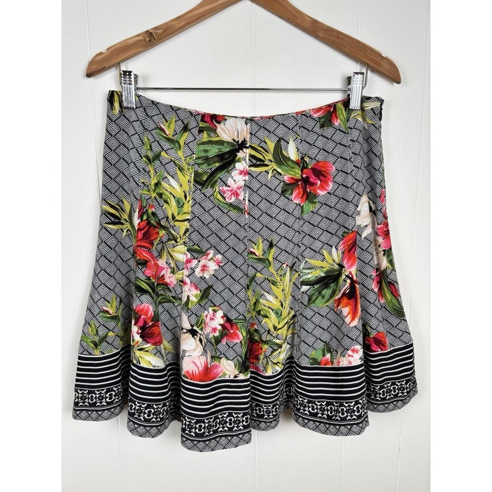 White House Black Market WHBM Womens Size 6 Tropical Floral Flared Mini Skirt